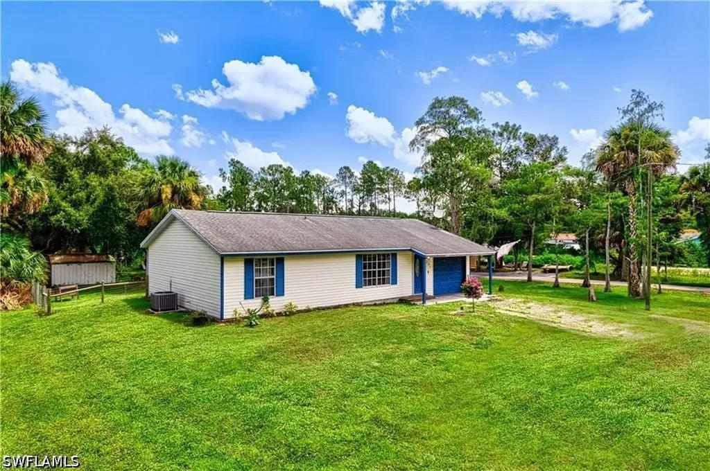 551 Golden Gate Boulevard W Naples FL 34120