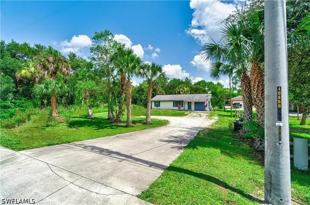 551 Golden Gate Boulevard W Naples FL 34120