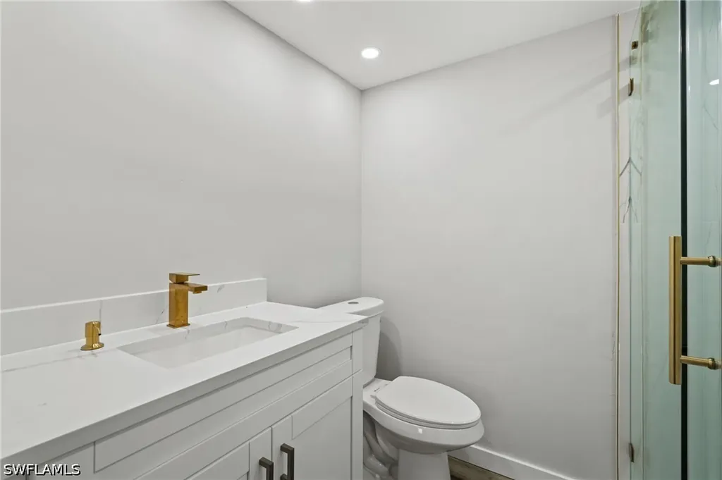 1521 Chesapeake Avenue Naples FL 34102