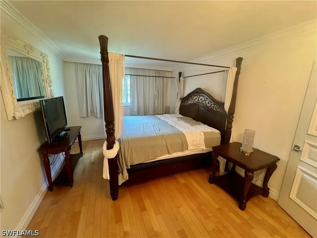 170 Turtle Lake Court Naples FL 34105