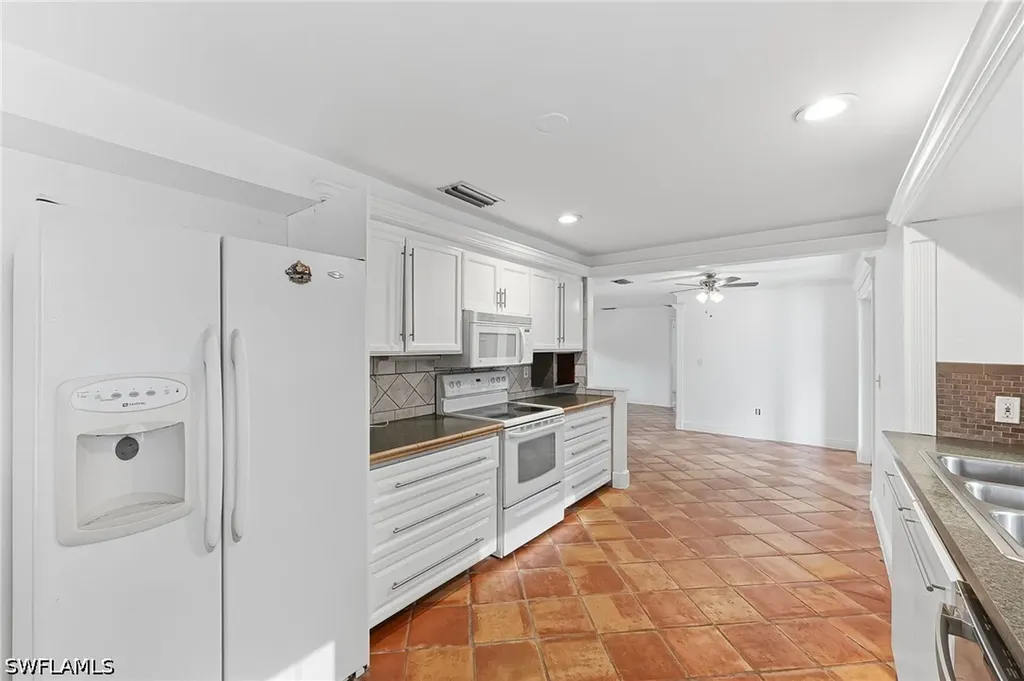 1290 Saint Clair Shores Road Naples FL 34104