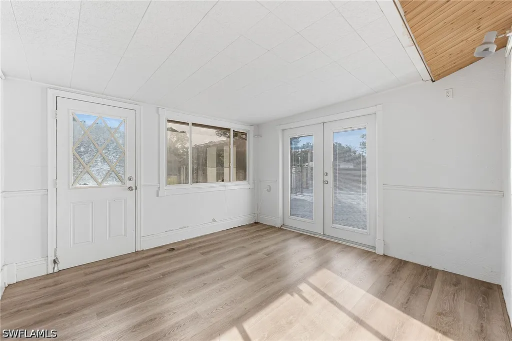 1290 Saint Clair Shores Road Naples FL 34104
