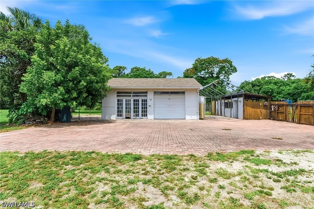 1290 Saint Clair Shores Road Naples FL 34104