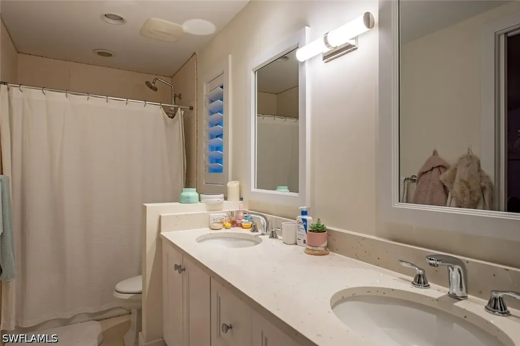 198 Carica Road Naples FL 34108