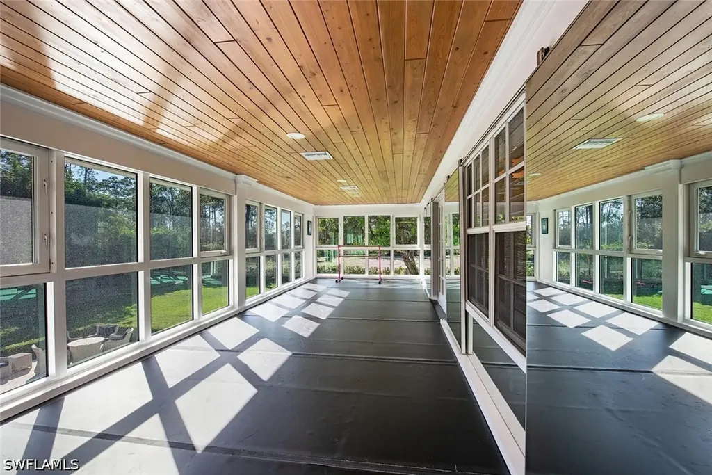 198 Carica Road Naples FL 34108
