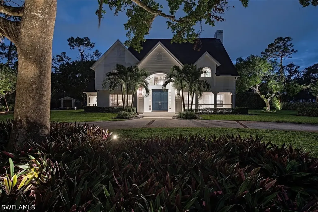 198 Carica Road Naples FL 34108