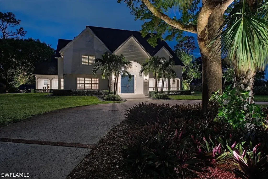198 Carica Road Naples FL 34108