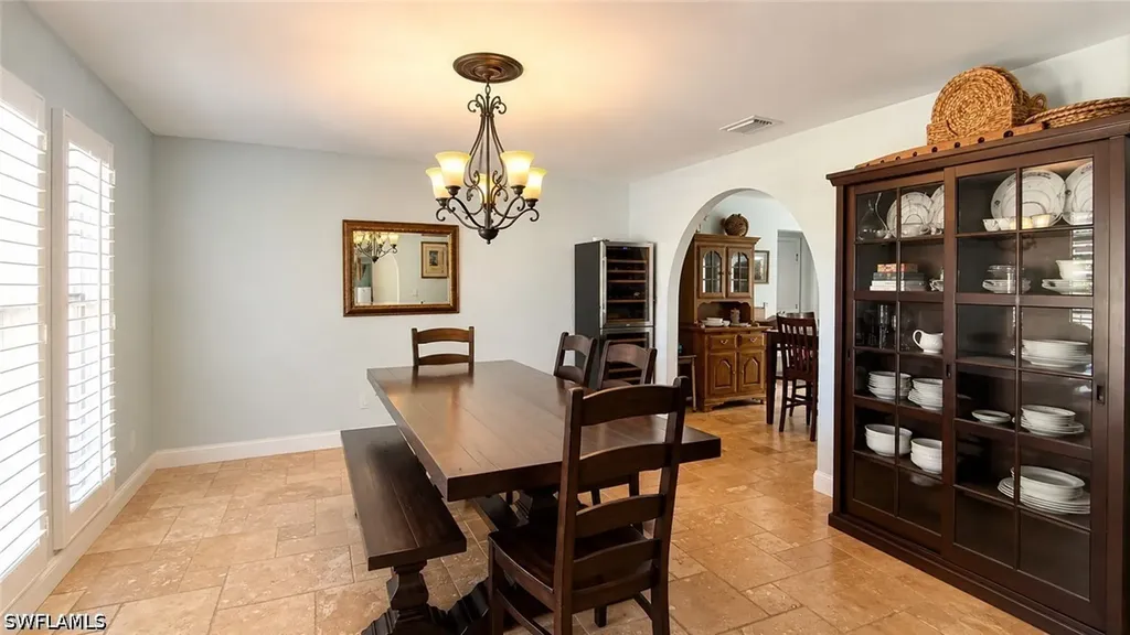 1089 Nottingham Drive Naples FL 34109