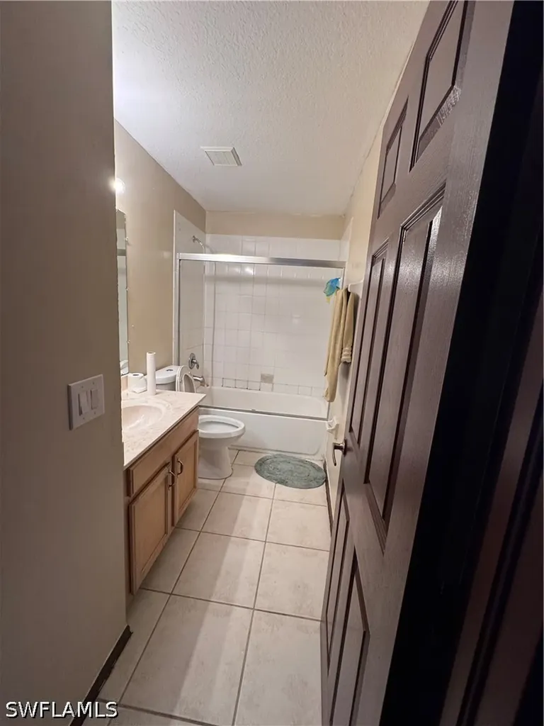 7675 Meadow Lakes Drive Naples FL 34104