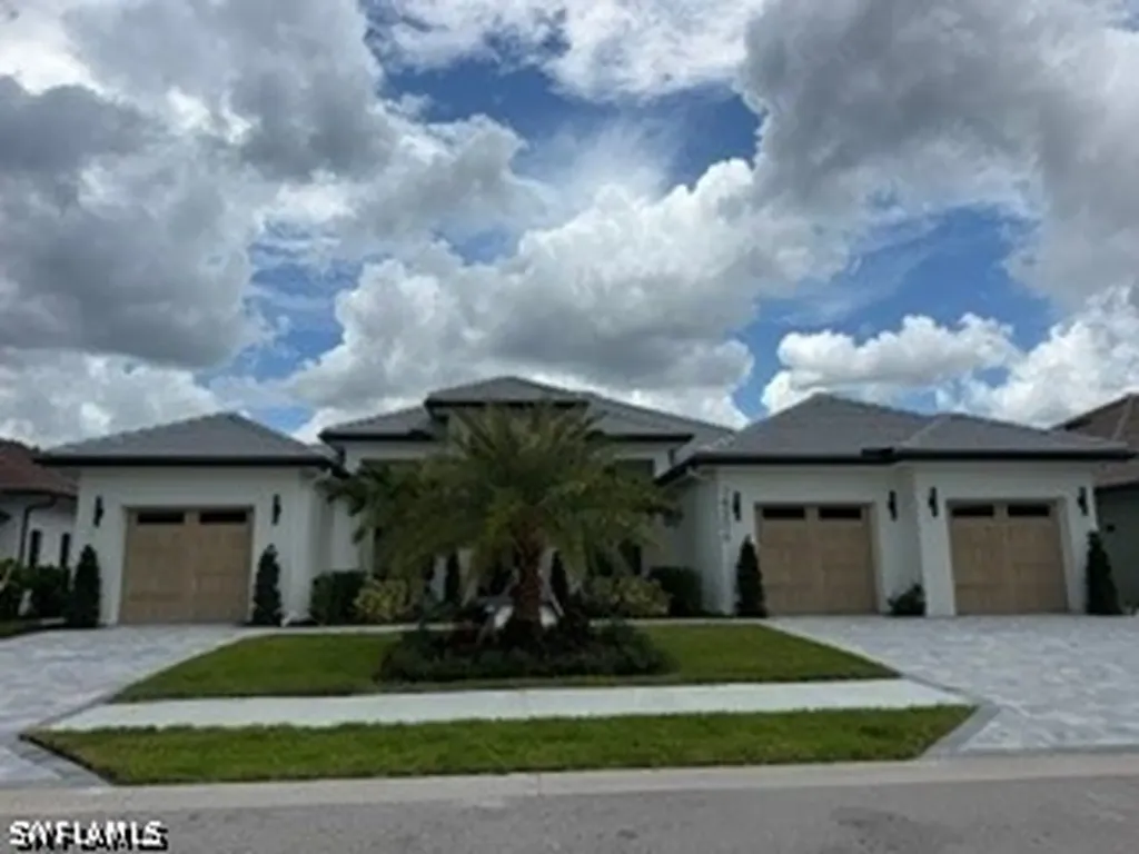 Naples FL, 14306 Charthouse Circle