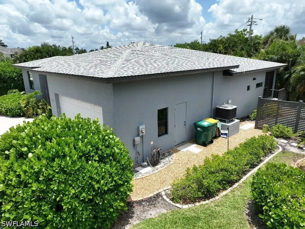 111 S Bahama Avenue Marco Island FL 34145