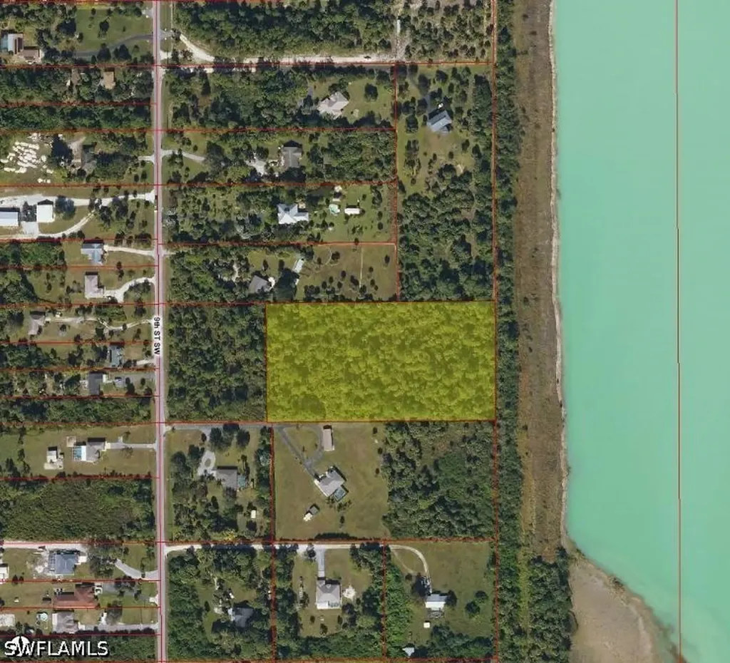 002 9th Street SW Naples FL 34117