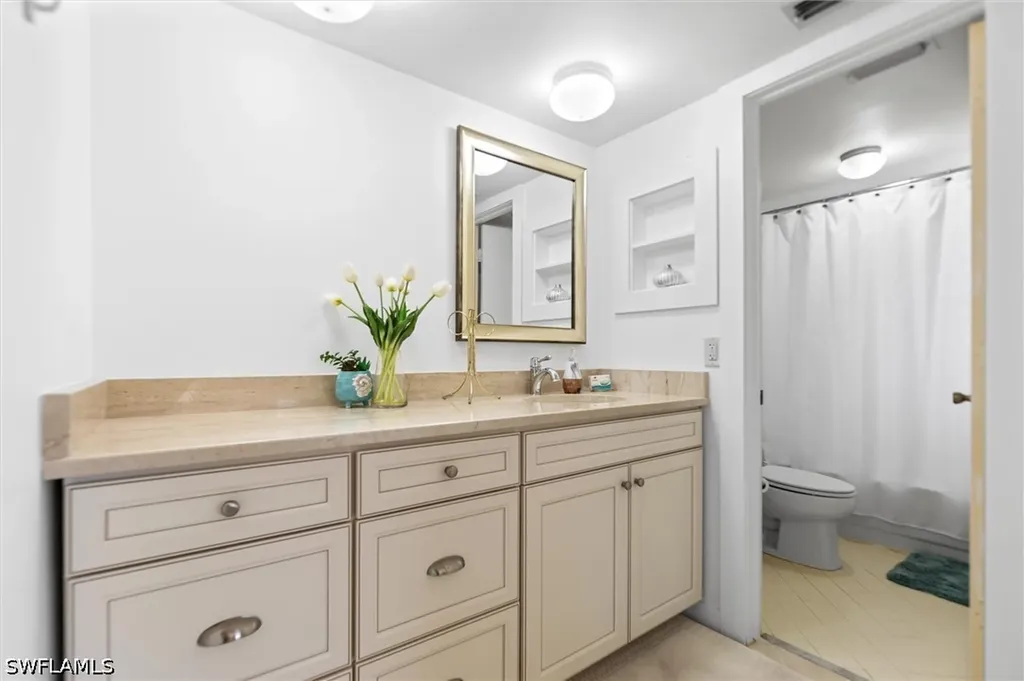 249 Memory Lane Naples FL 34112