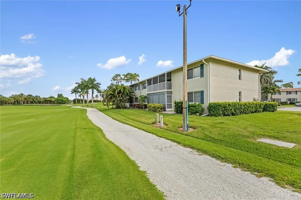 249 Memory Lane Naples FL 34112