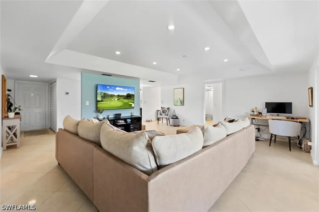 249 Memory Lane Naples FL 34112