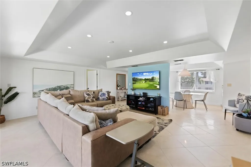 249 Memory Lane Naples FL 34112