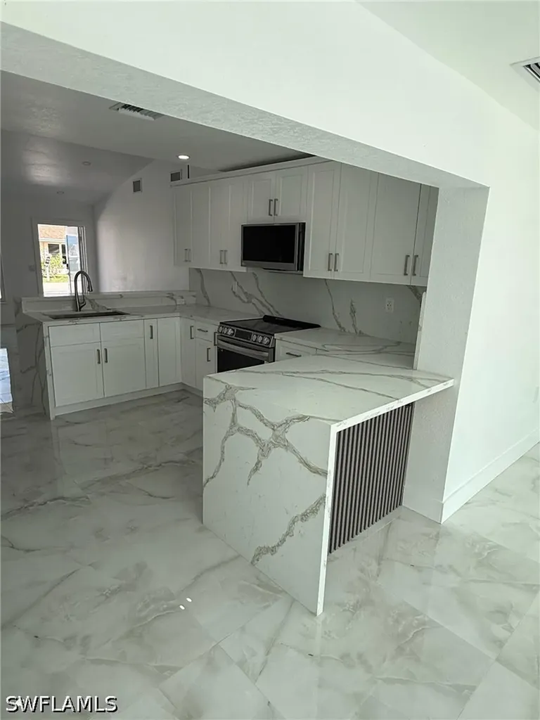 2823 Janet Street Matlacha FL 33993
