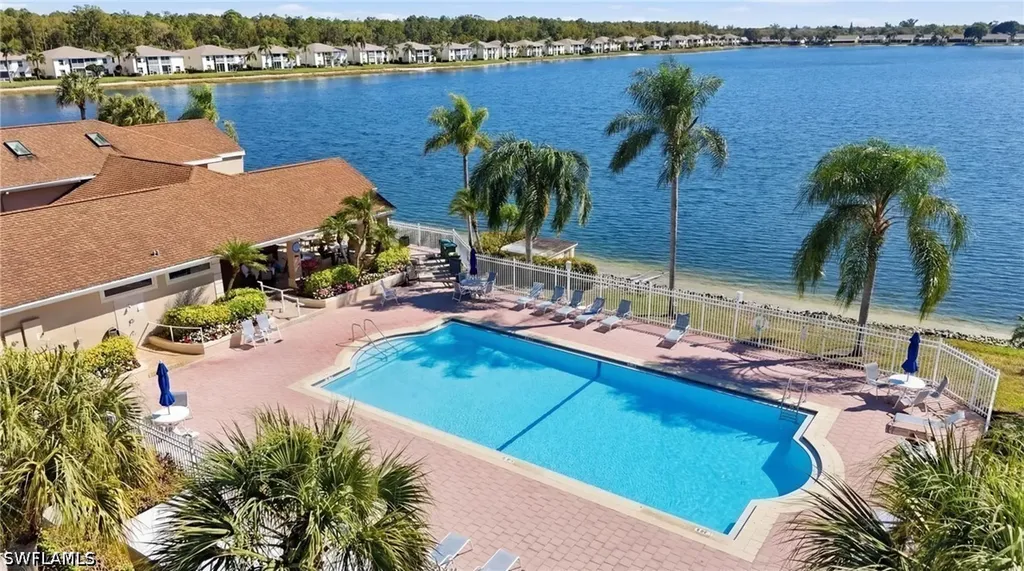 1747 Reuven Circle Naples FL 34112