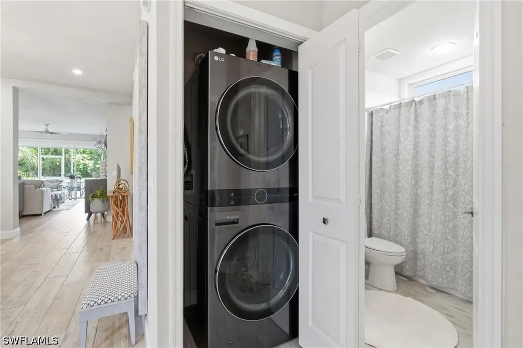 1747 Reuven Circle Naples FL 34112