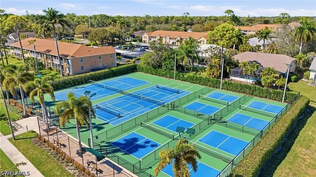 1747 Reuven Circle Naples FL 34112