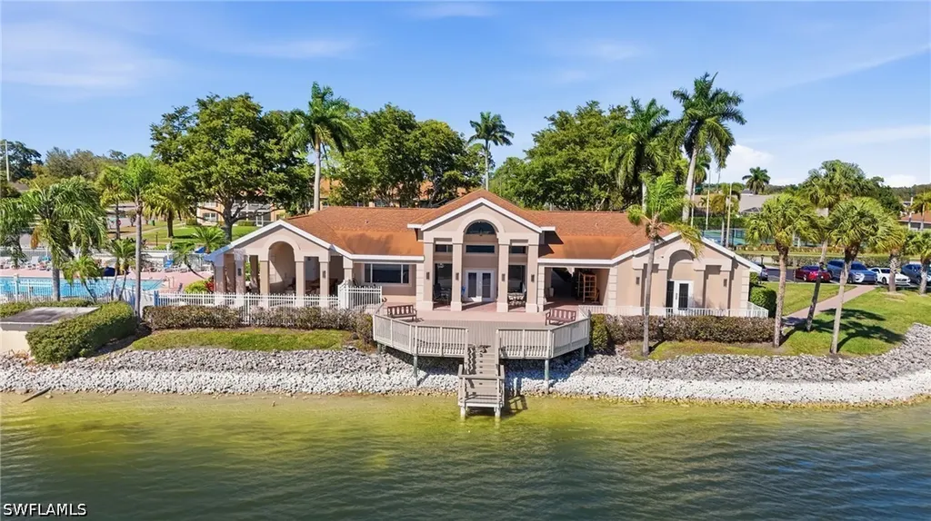1747 Reuven Circle Naples FL 34112