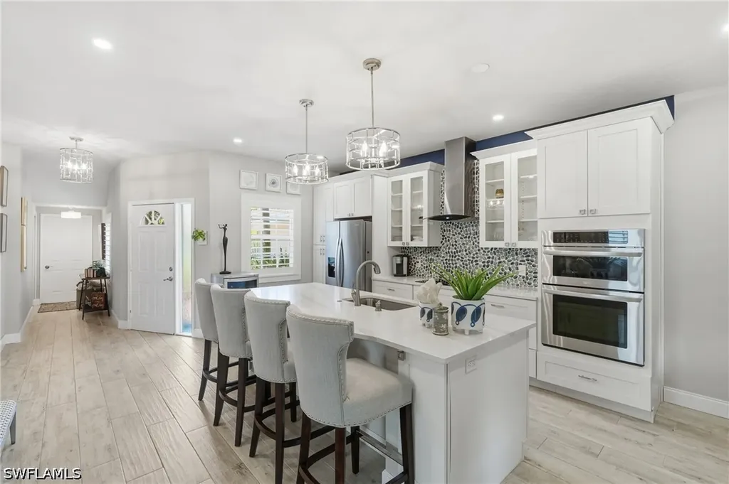 1747 Reuven Circle Naples FL 34112