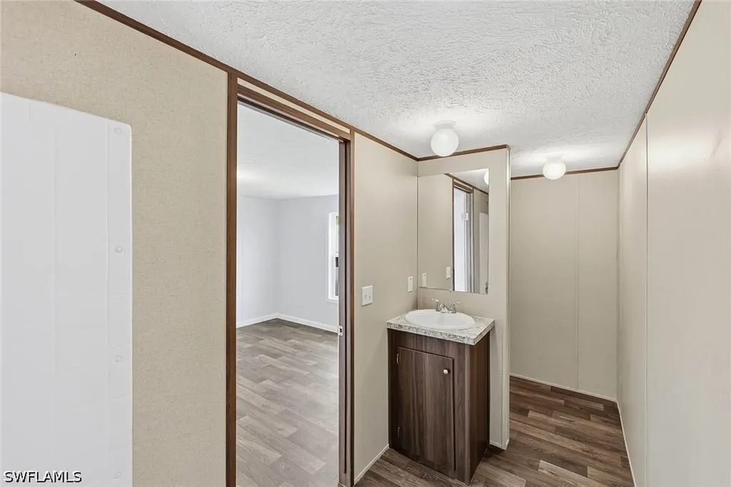 Estero FL 33928