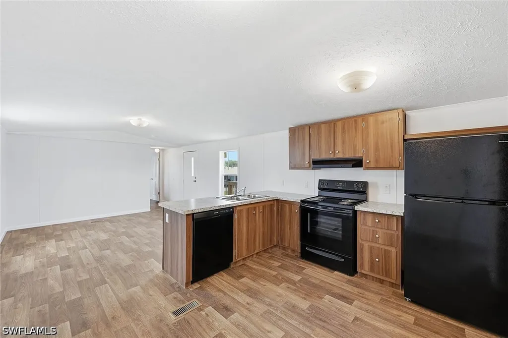 Estero FL 33928