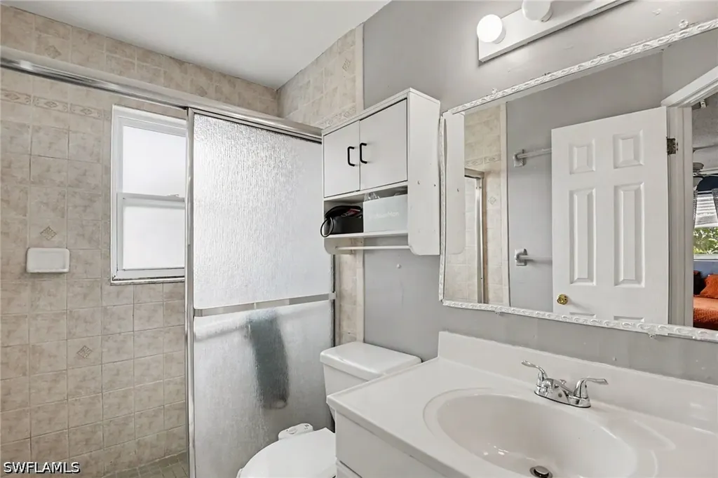 2136 Flora Avenue Fort Myers FL 33907