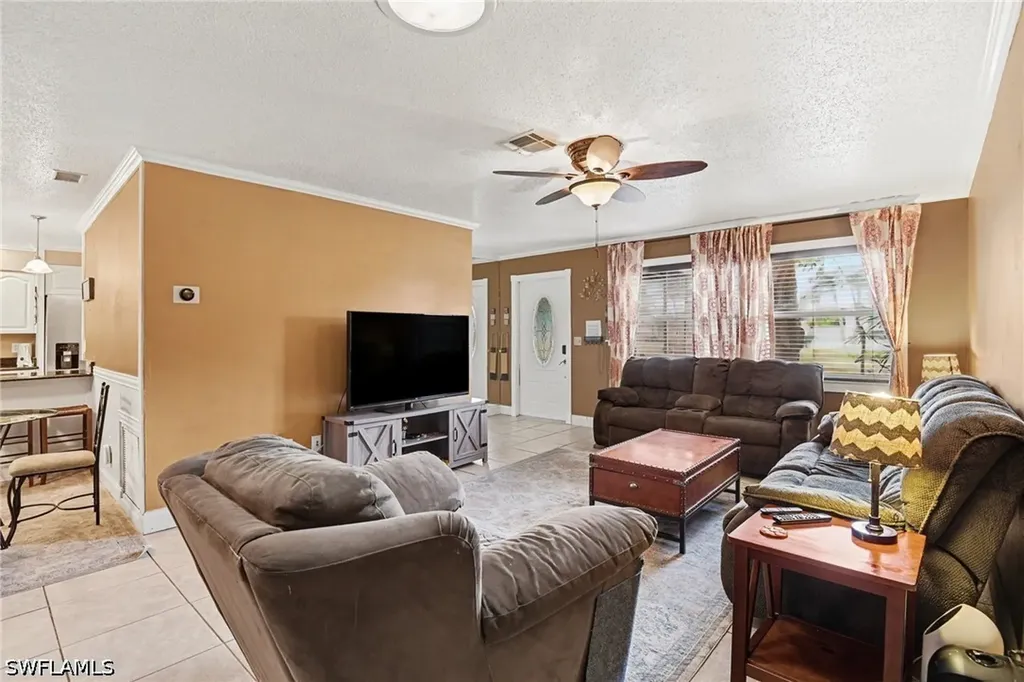 2136 Flora Avenue Fort Myers FL 33907