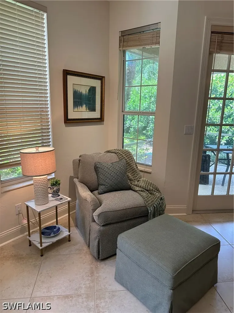 157 Colonade Circle Naples FL 34103