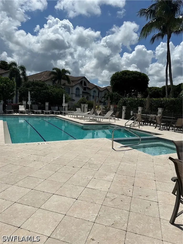 157 Colonade Circle Naples FL 34103