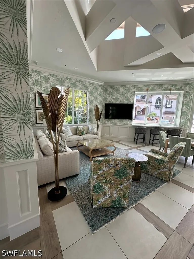 157 Colonade Circle Naples FL 34103