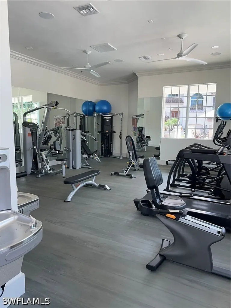 157 Colonade Circle Naples FL 34103