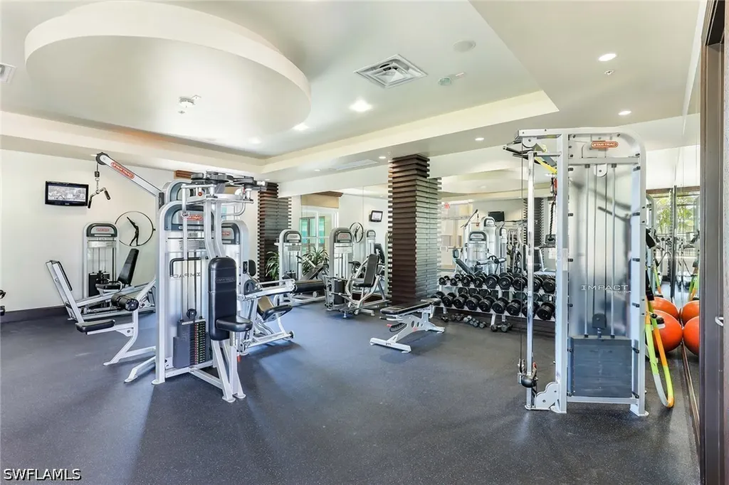 9115 Strada Place Naples FL 34108