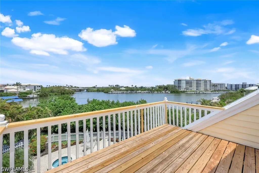 203 San Mateo Drive Bonita Springs FL 34134