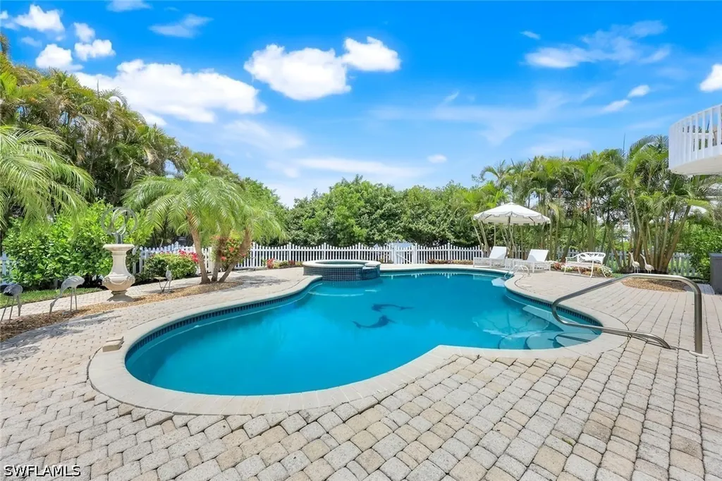203 San Mateo Drive Bonita Springs FL 34134