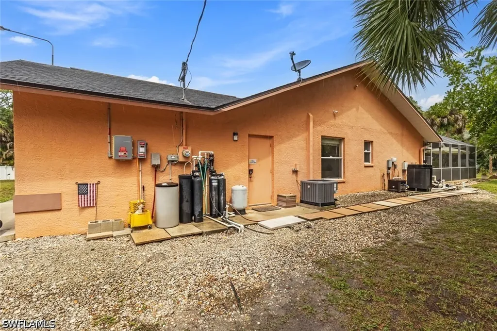 3721 White Boulevard Naples FL 34117