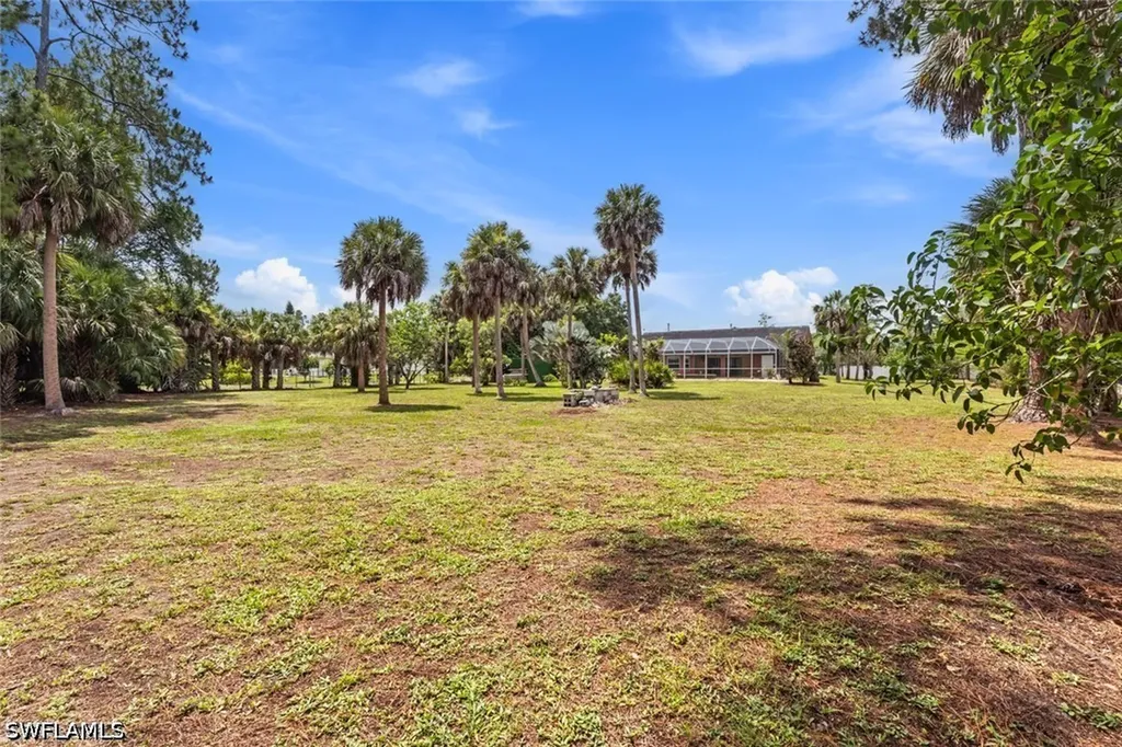3721 White Boulevard Naples FL 34117