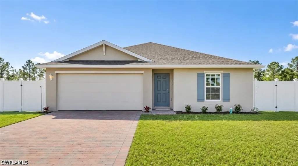 8030 Olive Circle Labelle FL 33935