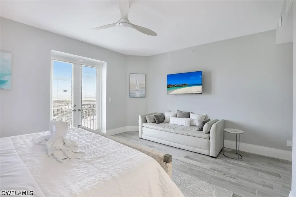 400 Flagship Drive Naples FL 34108-4301