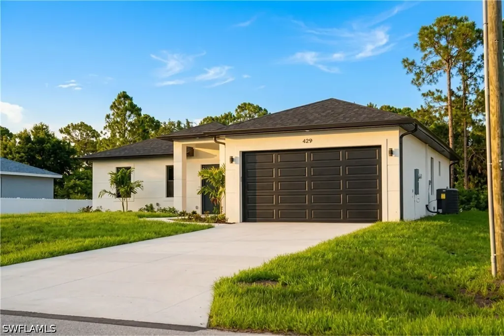 429 Gray Avenue S Lehigh Acres FL 33974