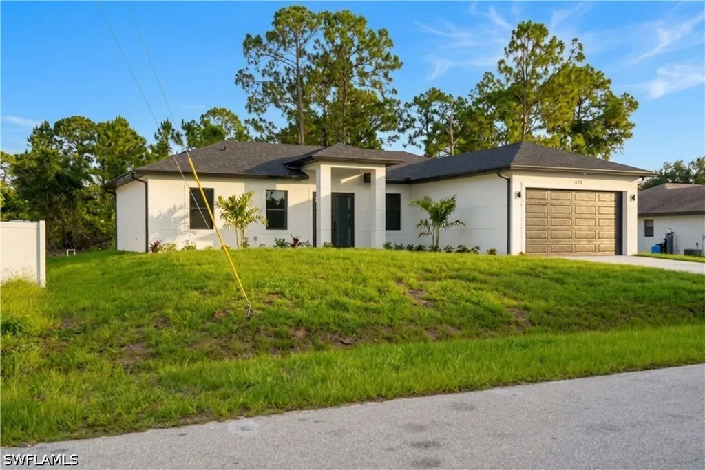 429 Gray Avenue S Lehigh Acres FL 33974