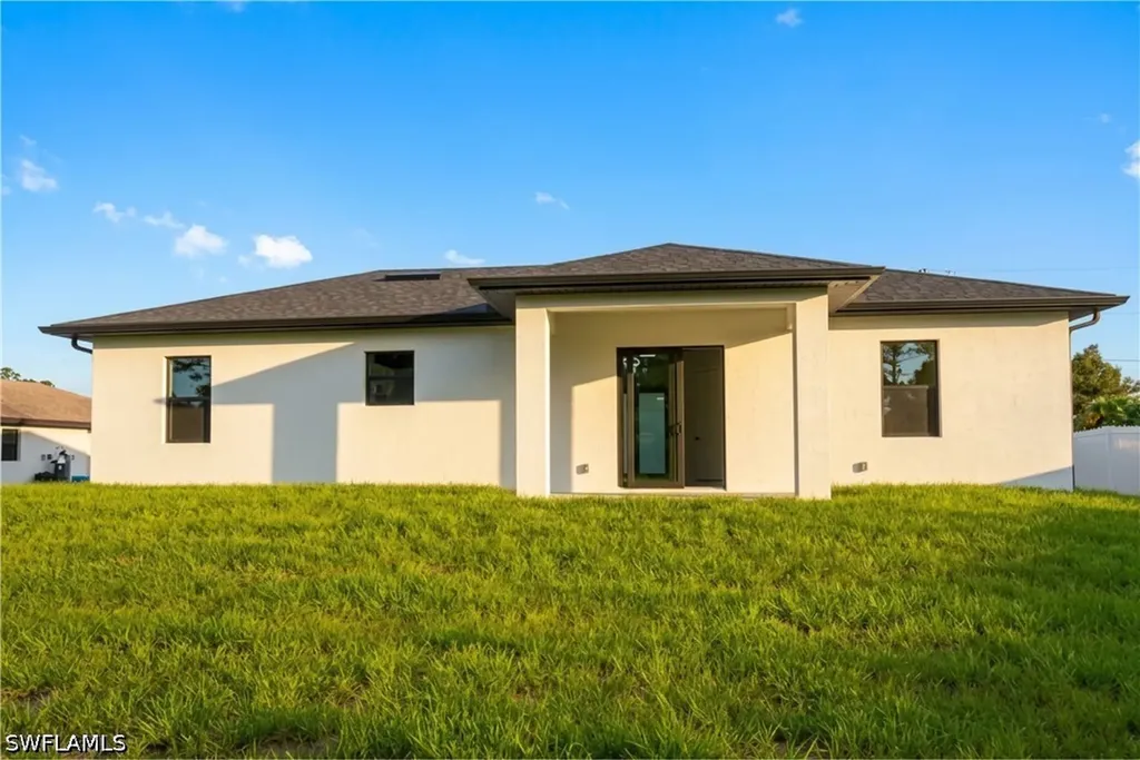 429 Gray Avenue S Lehigh Acres FL 33974