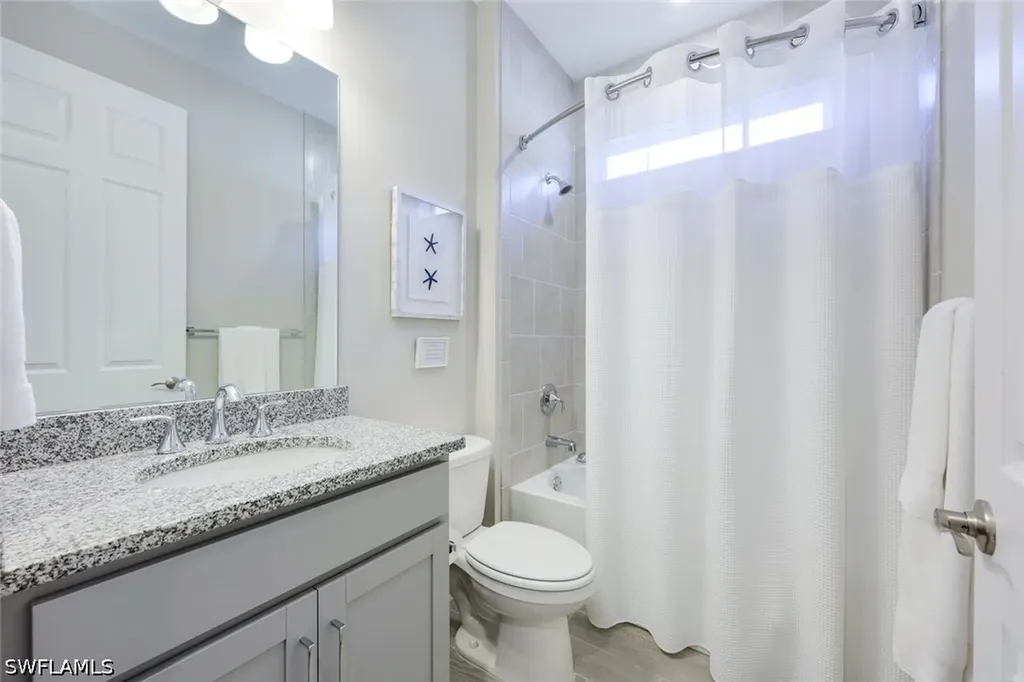28109 Seasons Tide Avenue Bonita Springs FL 34135