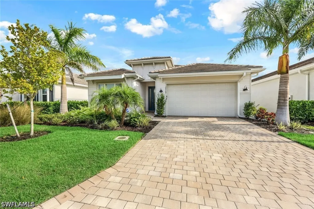 28109 Seasons Tide Avenue Bonita Springs FL 34135