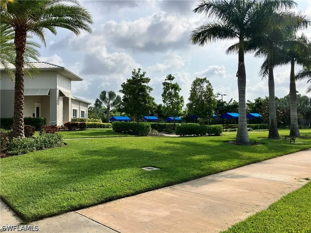 28109 Seasons Tide Avenue Bonita Springs FL 34135