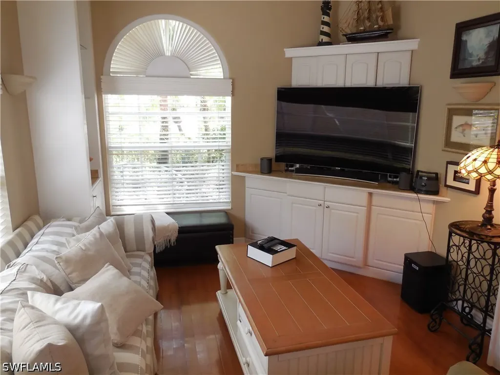 4456 Prescott Lane Naples FL 34119