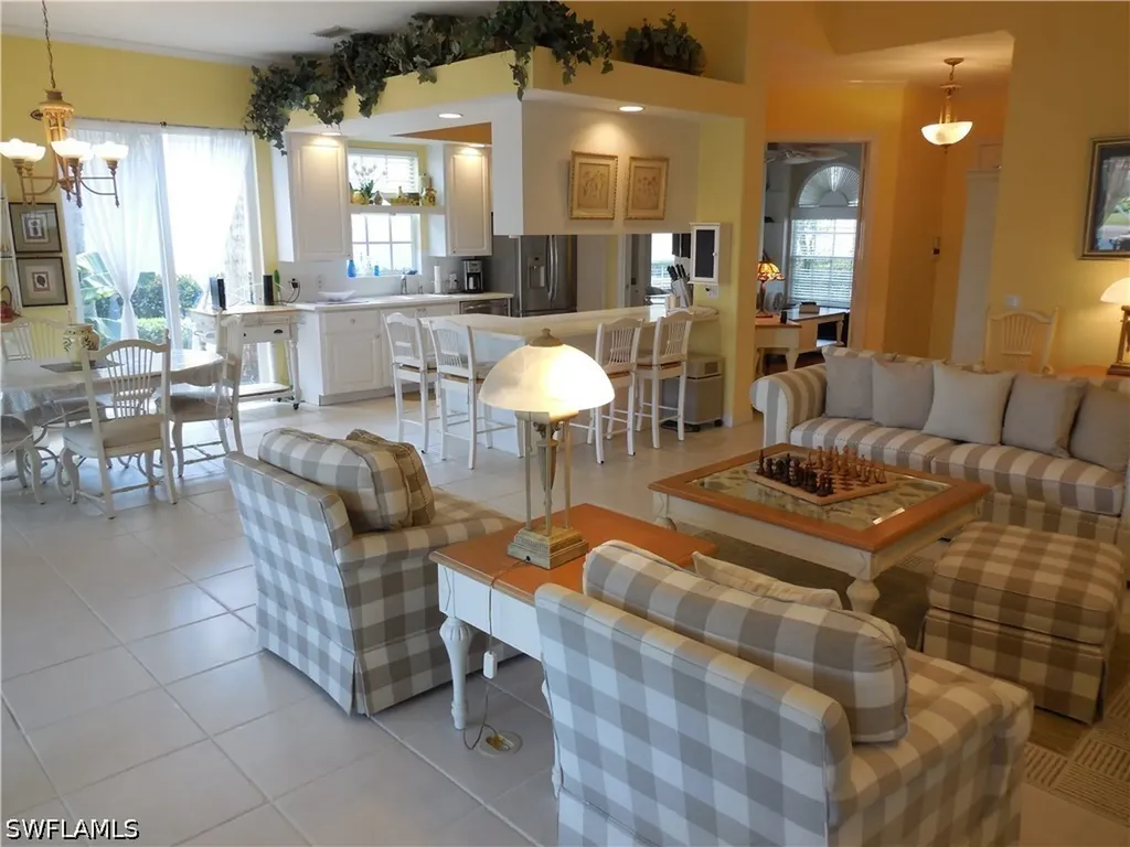 4456 Prescott Lane Naples FL 34119