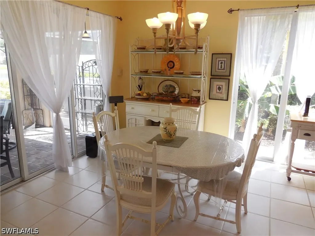 4456 Prescott Lane Naples FL 34119
